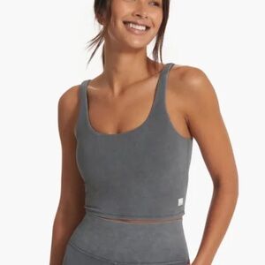 Vuori women’s daily crop grey size S